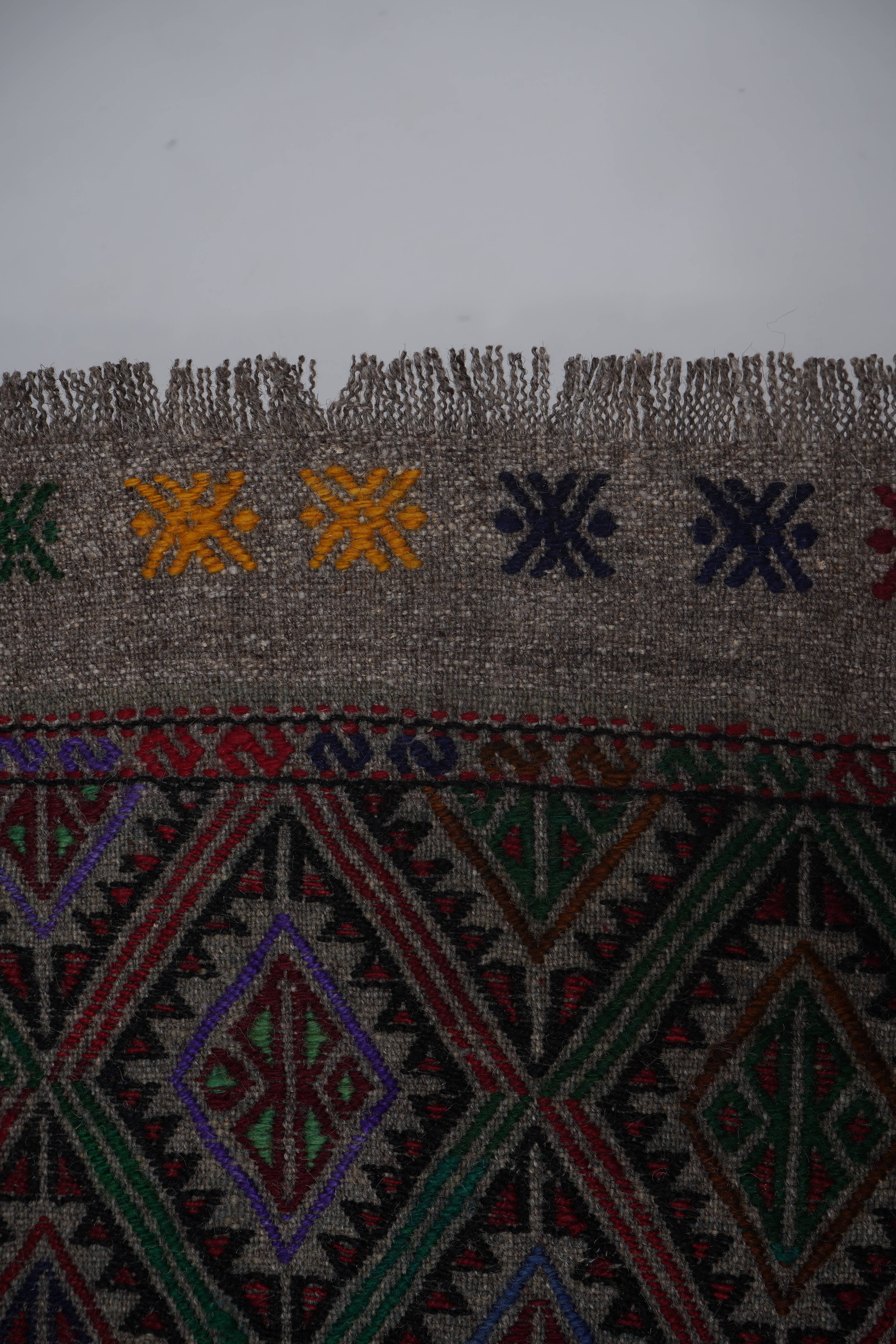 Vintage Turkish Kilim Rug 3'9'' x 6'2''