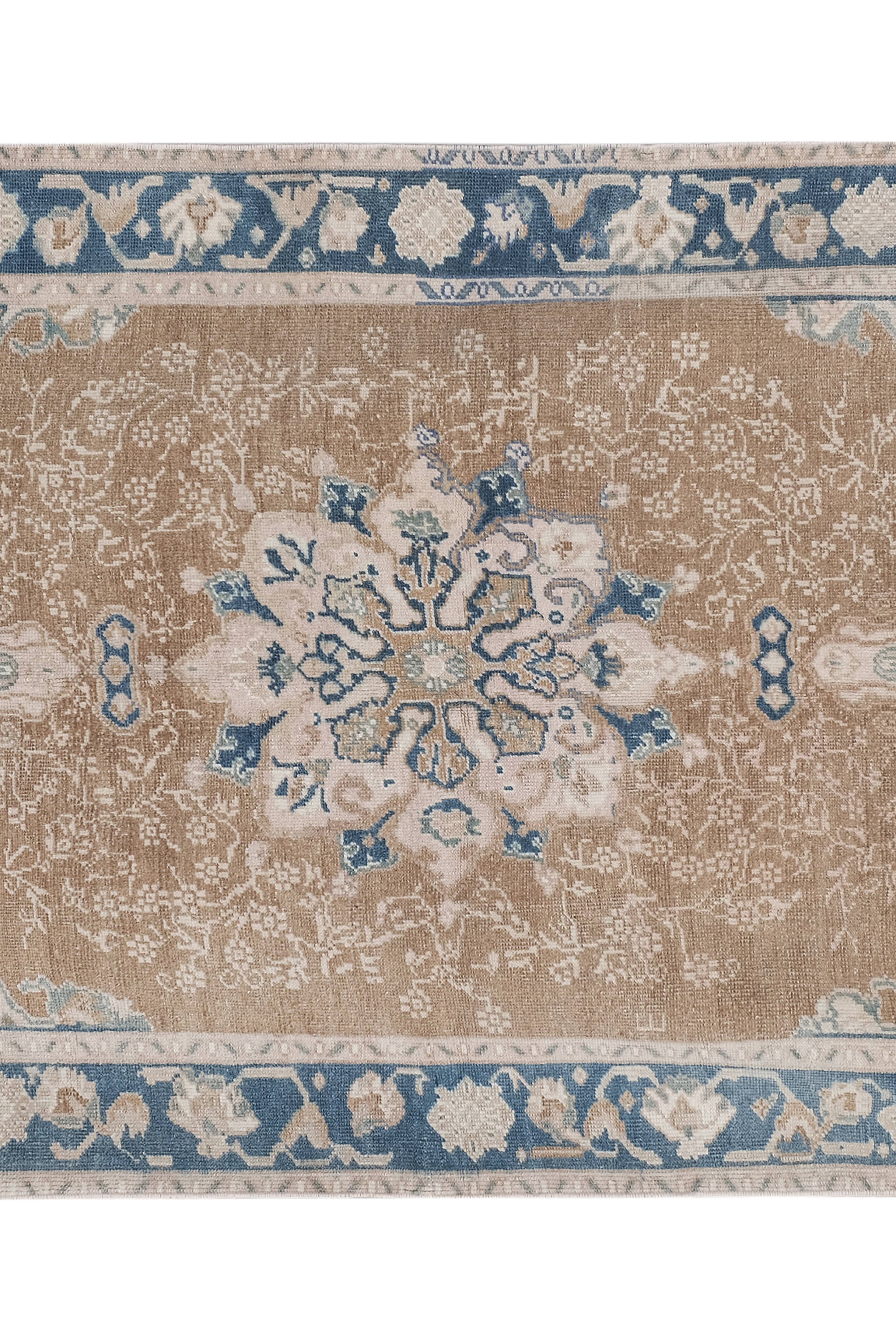 Vintage Turkish Karapinar Rug 4'9'' x 7'11''