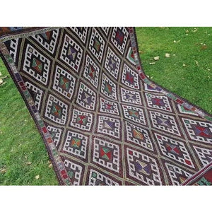 Vintage Turkish Kilim Rug 5'3'' x 8'6''