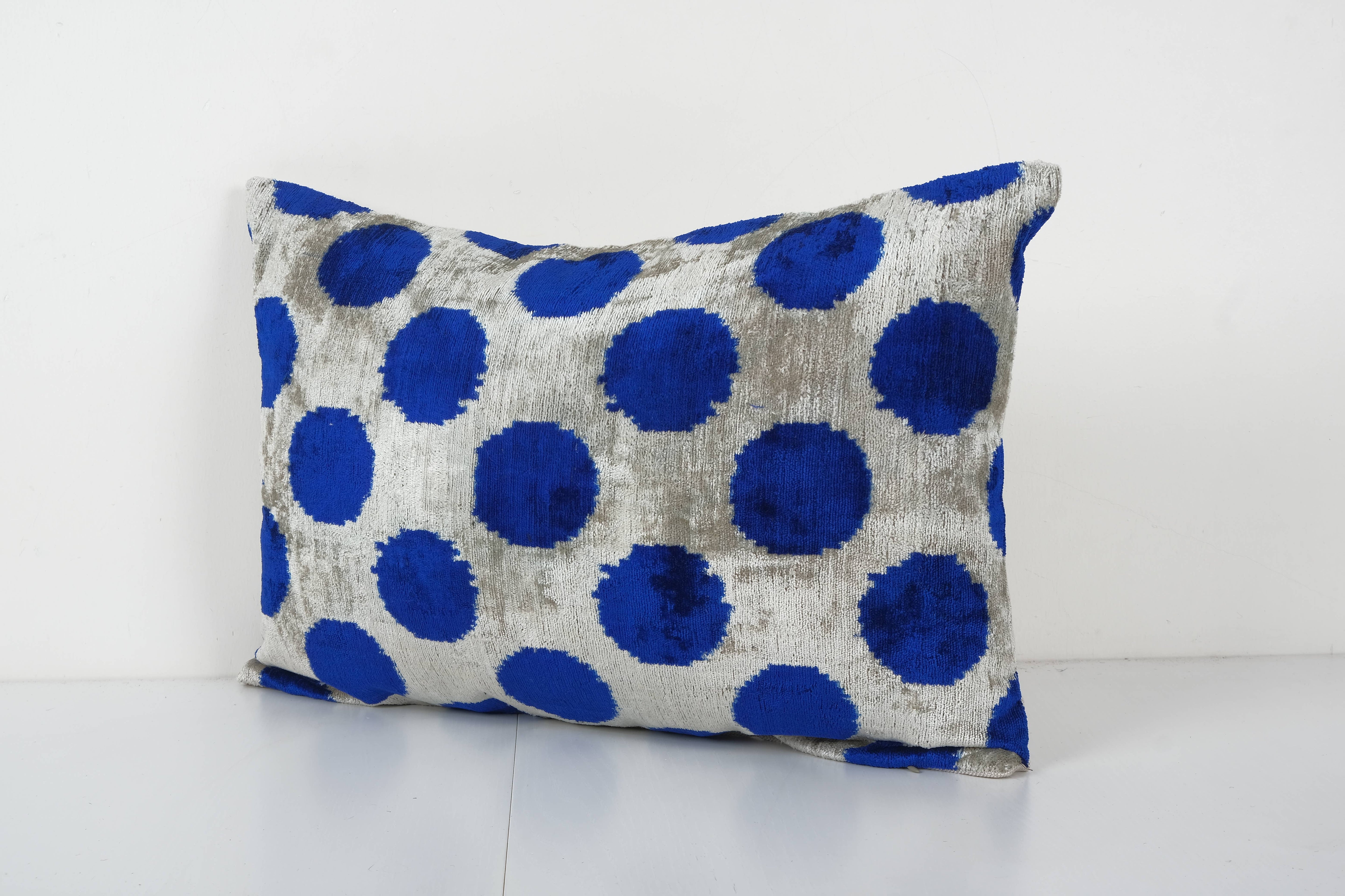 Silk Ikat Velvet Pillow Cover Set of 2 | 16'' x 24''
