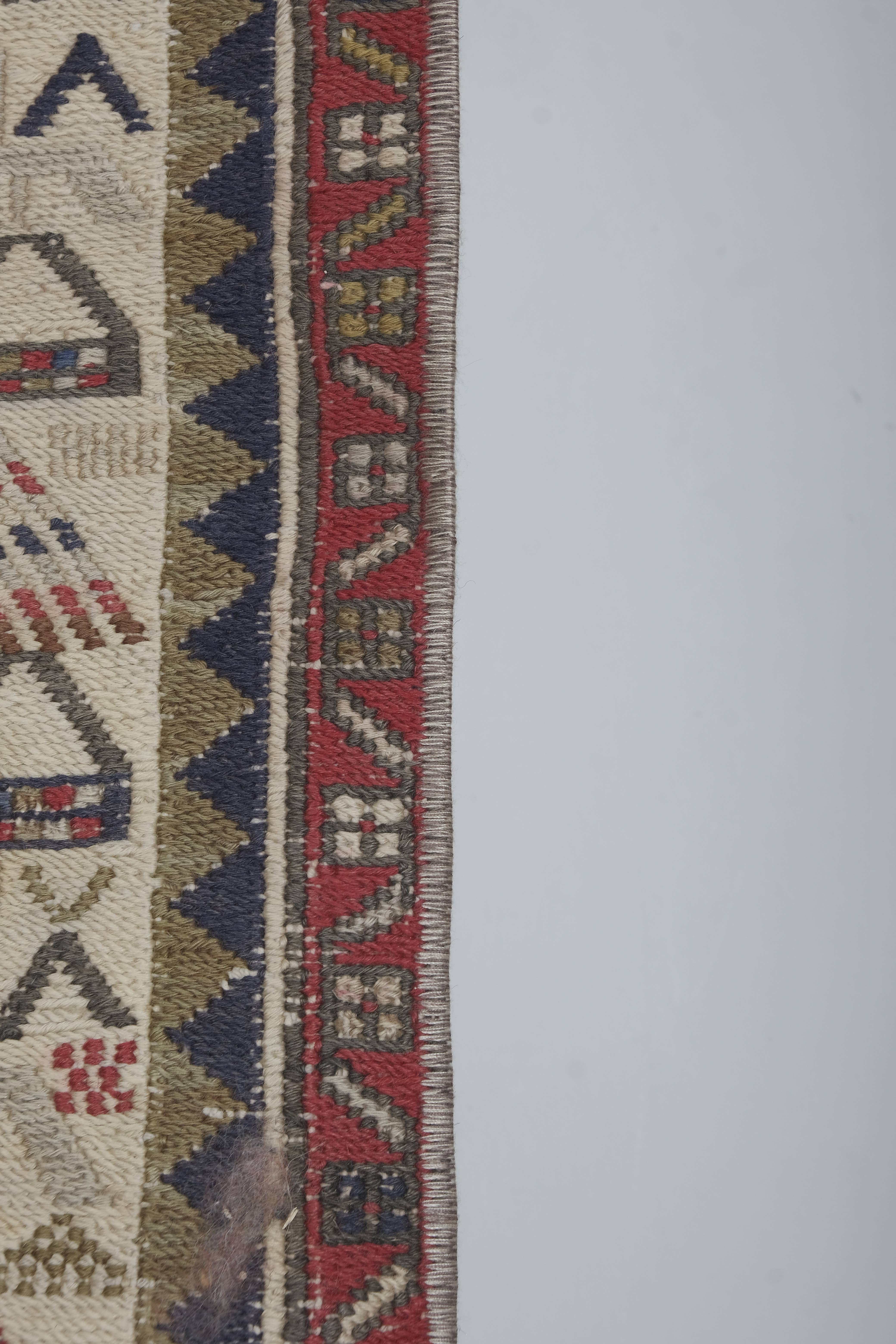Vintage Turkish Soumac Kilim Rug 2'4'' x 6'4''
