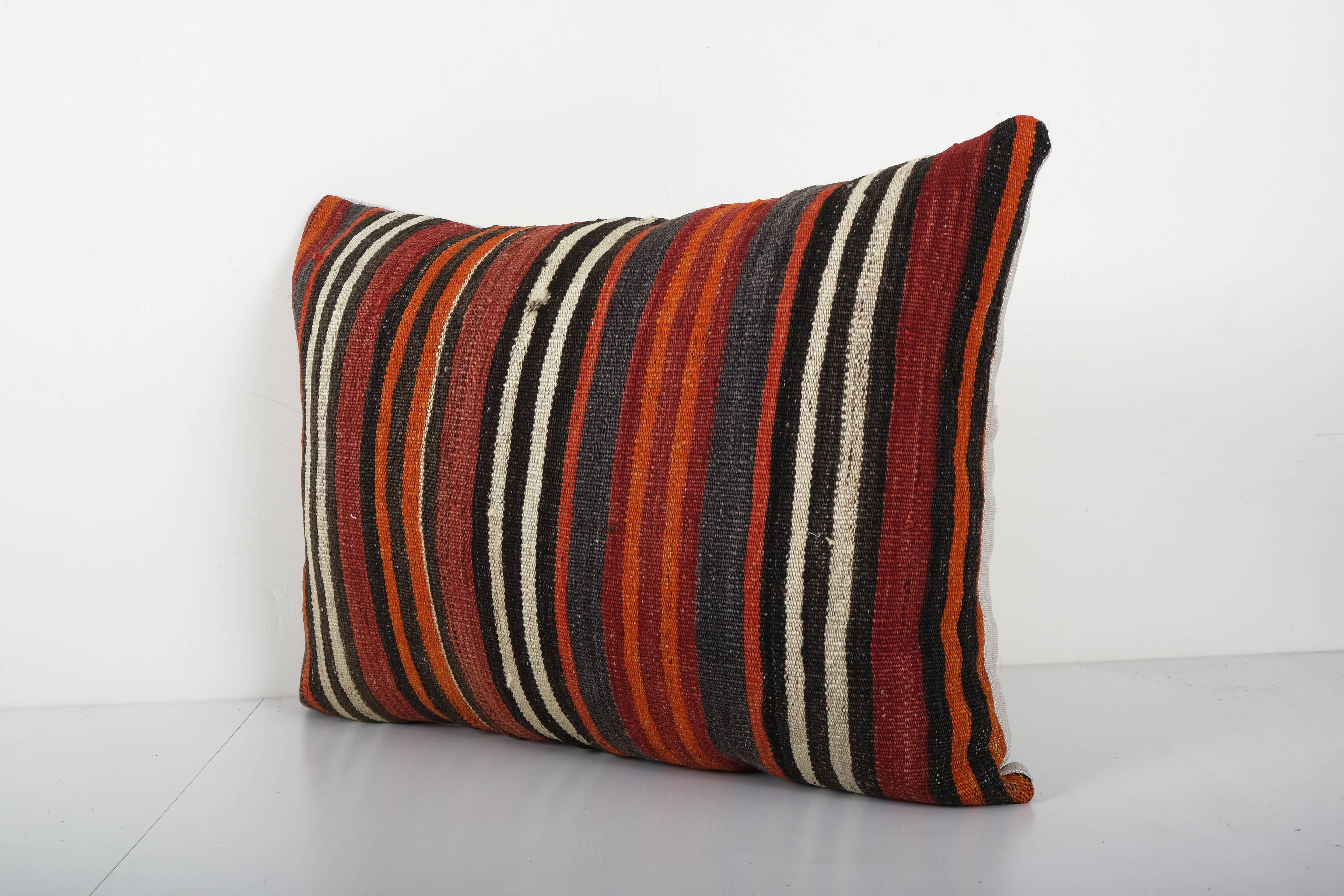 Kilim Pillow Cover | 18'' x 22''