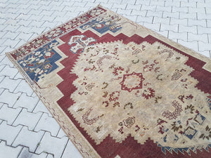 Vintage Turkish Anatolian Rug 4'7'' x 8'11''