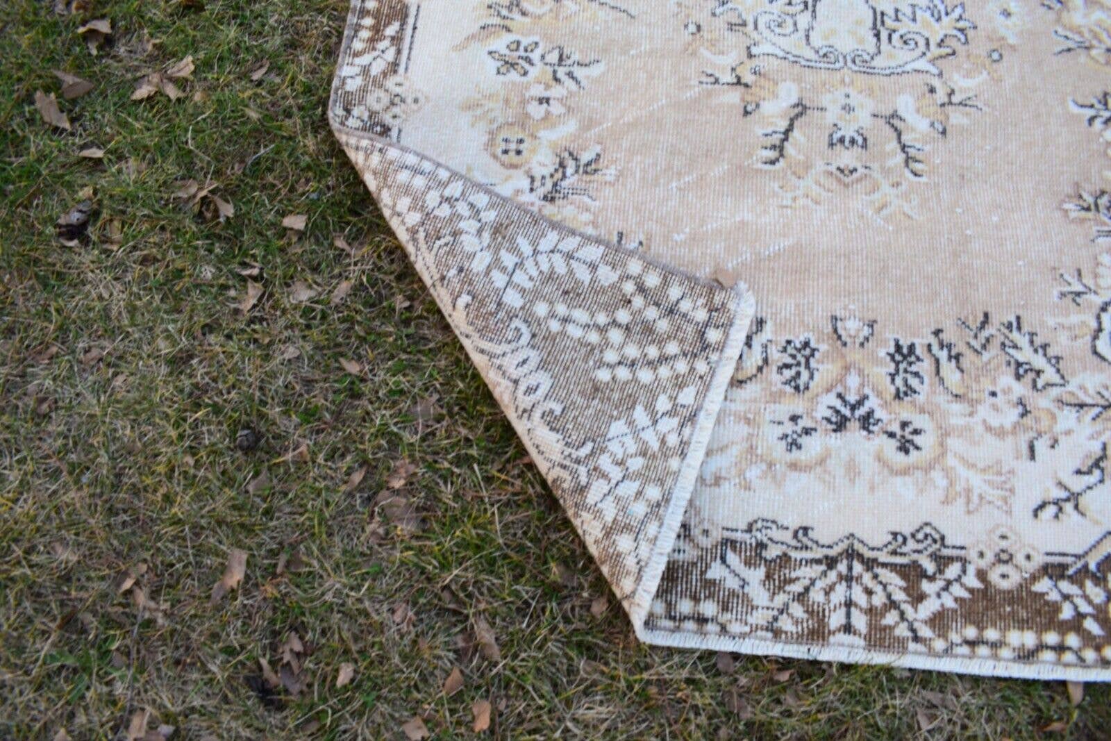 Vintage Turkish Rug 3'10'' x 6'8''