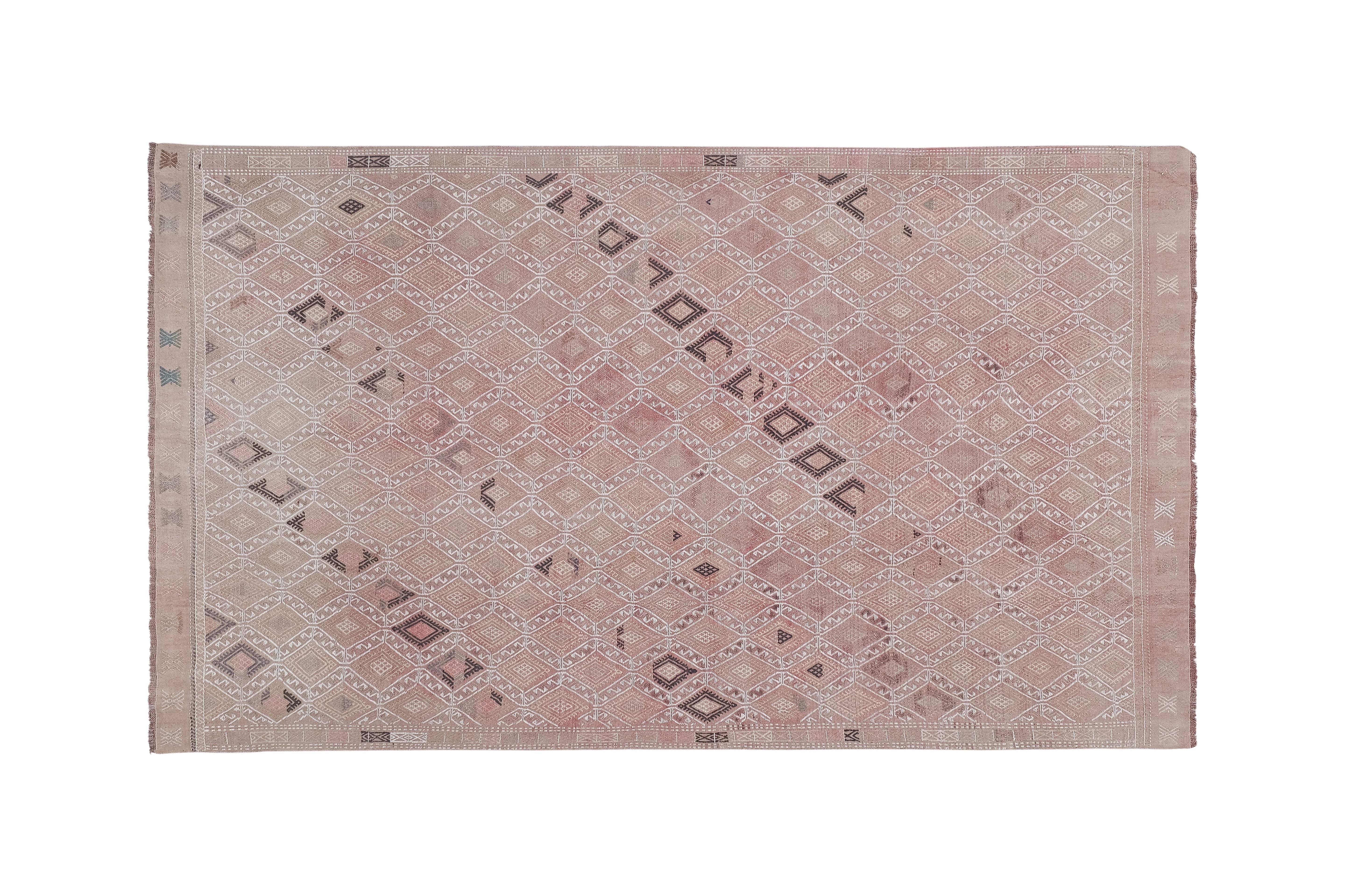 Vintage Turkish Kilim Rug 5'1'' x 8'2''