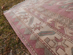 Vintage Oushak Rug 4'9'' x 6'8''