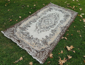 Vintage Turkish Rug 4' x 7'3''