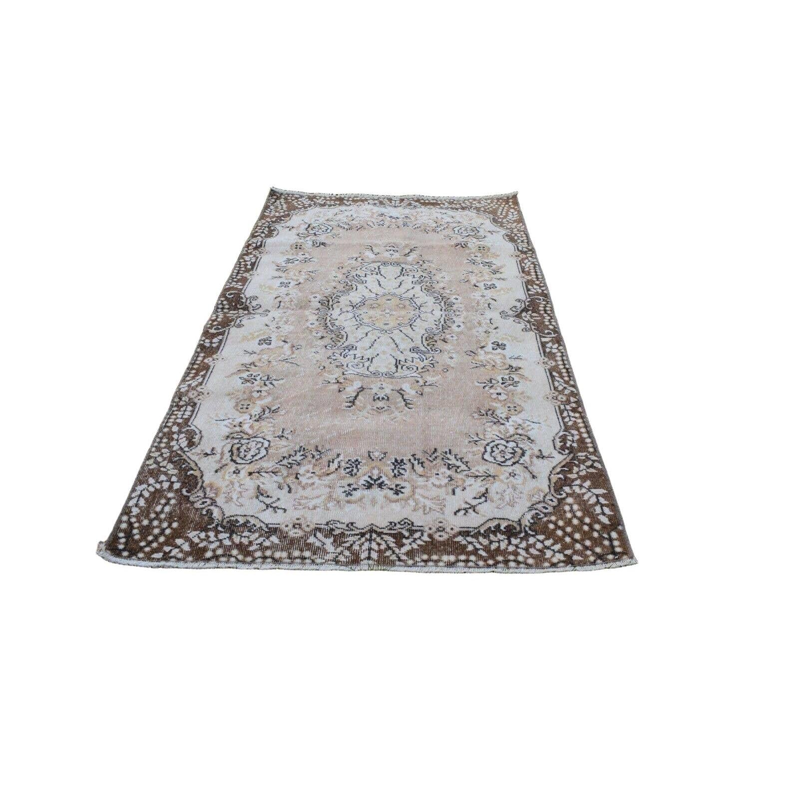 Vintage Turkish Rug 3'10'' x 6'8''