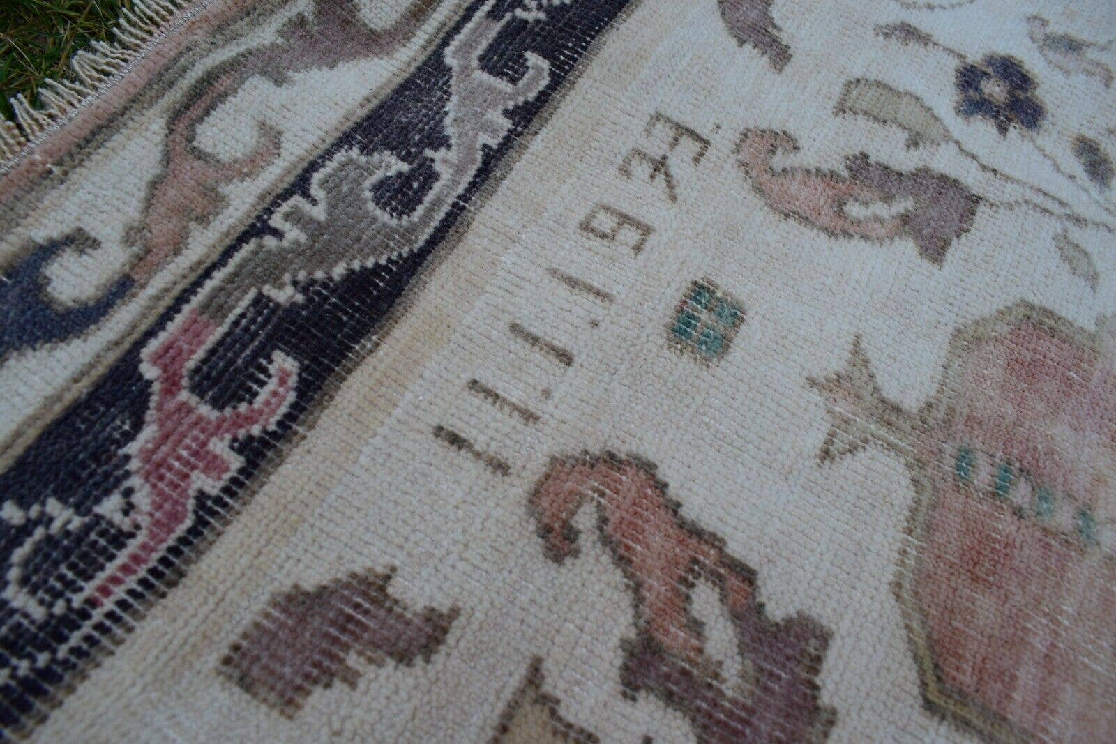 Vintage Oushak Rug 3'6'' x 5'8''