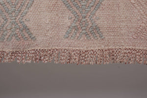 Vintage Turkish Kilim Rug 5'1'' x 8'2''