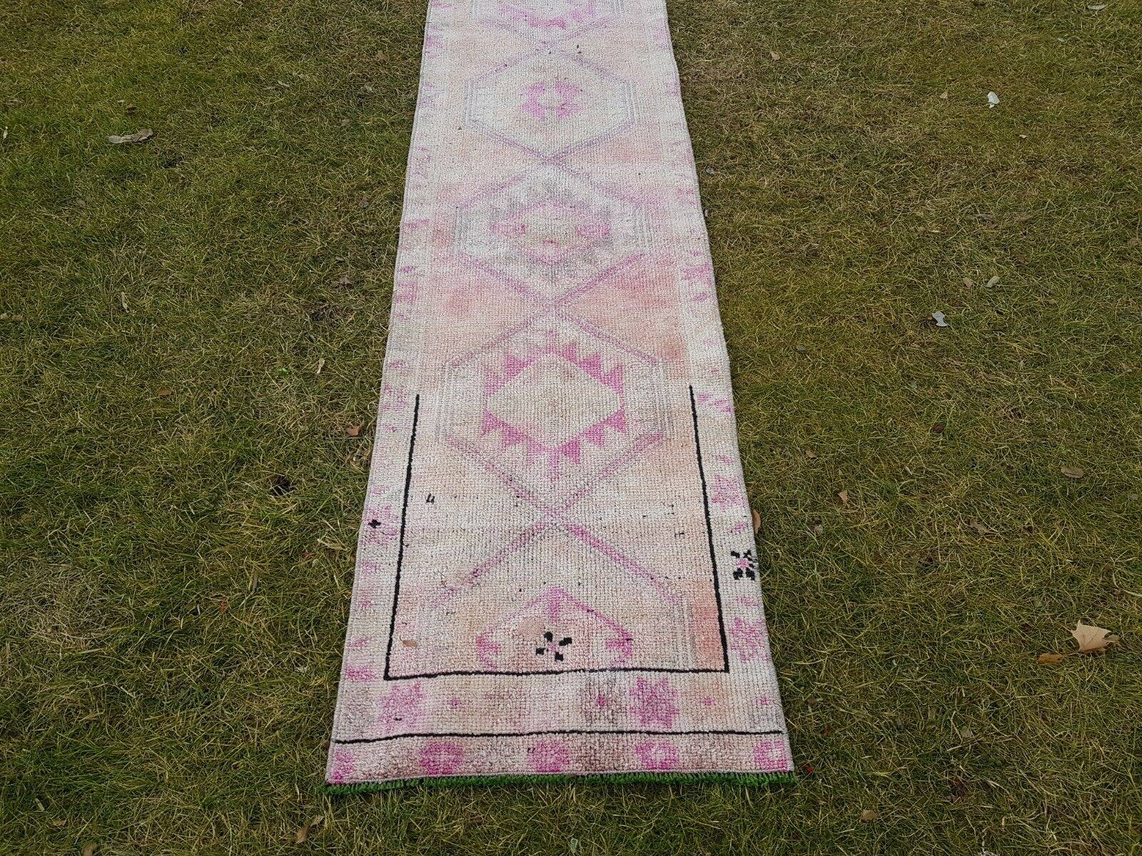 Vintage Herki Rug 2' x 13'3''