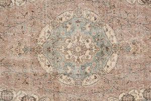 Vintage Turkish Rug 5'3'' x 8'5''