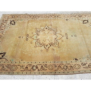 Vintage Turkish Karapinar Rug 4'4'' x 7'2''