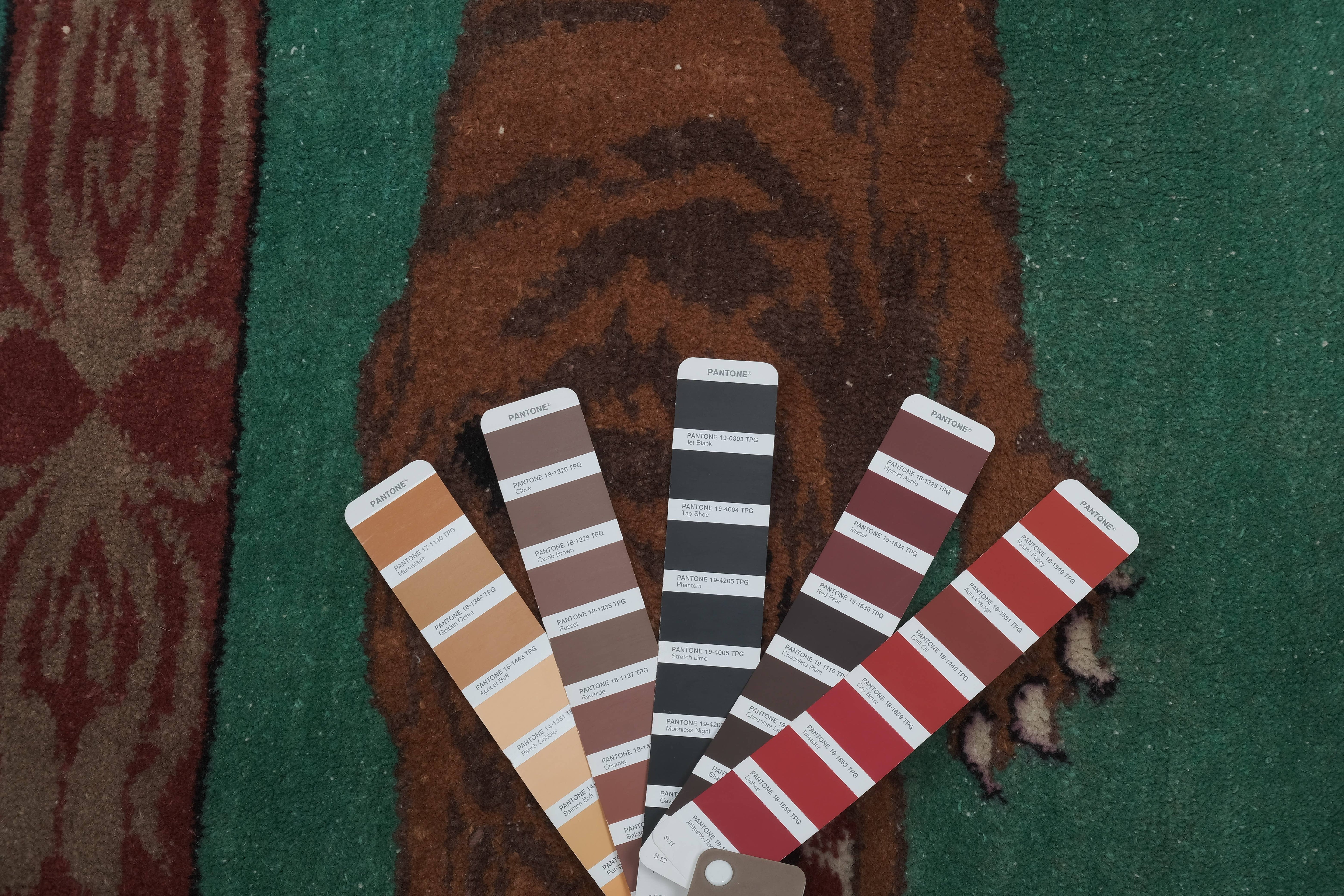 Vintage Turkish Rug 31'' x 59''