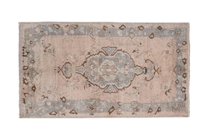 Vintage Turkish Karapinar Rug 5'1'' x 8'4''