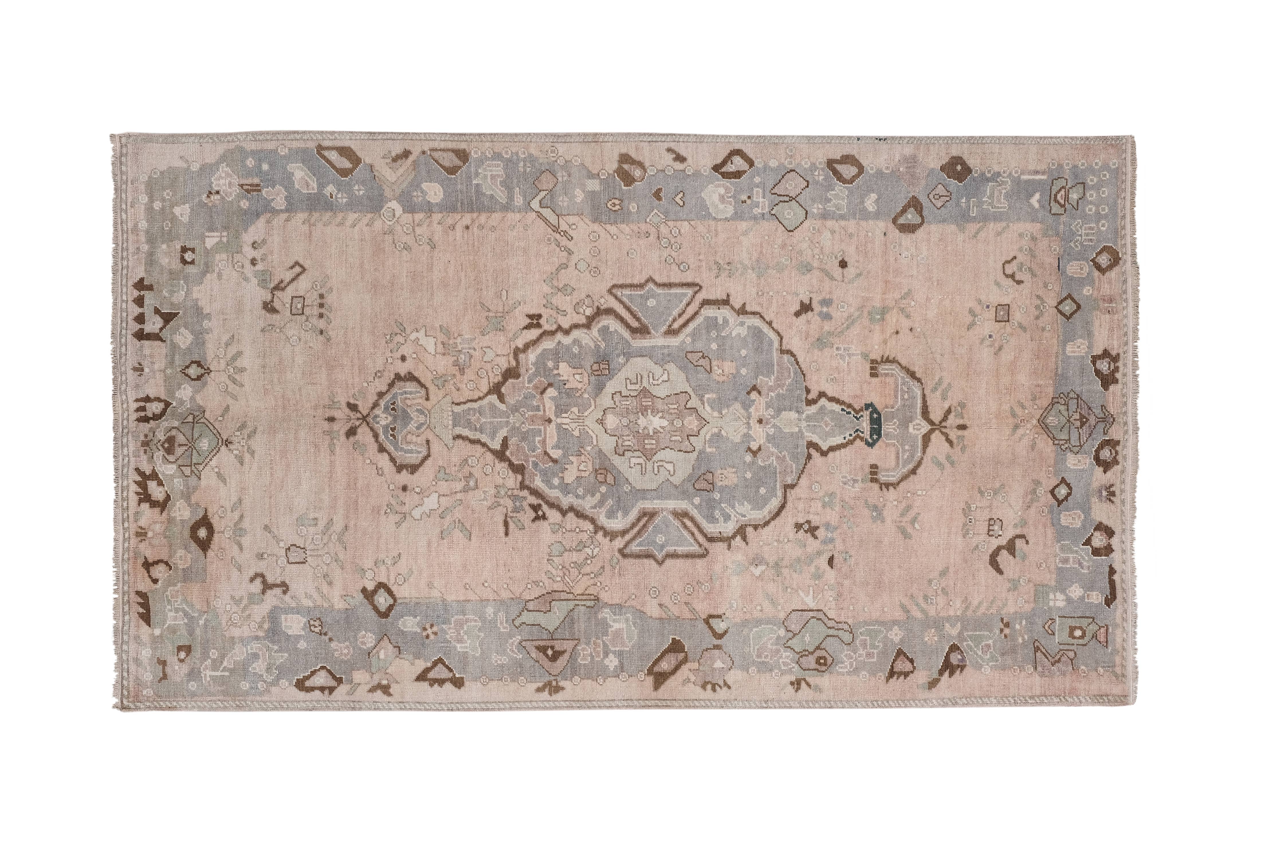Vintage Turkish Karapinar Rug 5'1'' x 8'4''
