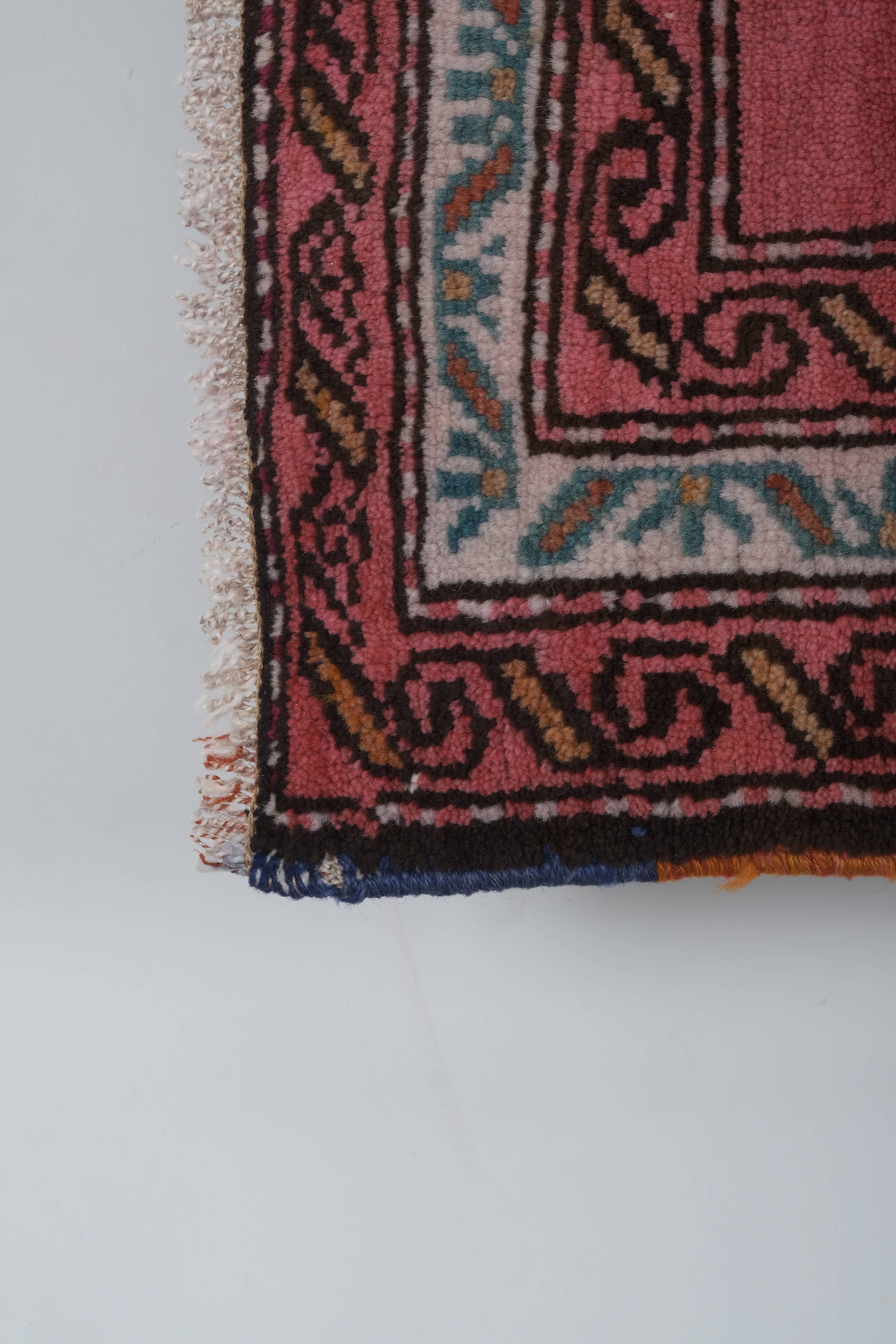 Vintage Turkish Rug 3'11'' x 6'6''