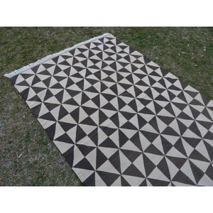 Vintage Turkish Kilim Rug 4'3'' x 6'8''
