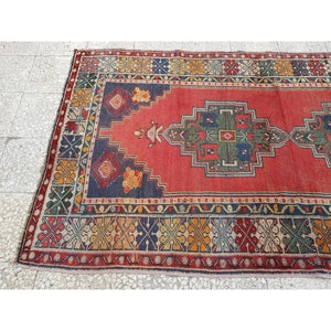 Vintage Turkish Rug 4'3'' x 7'6''