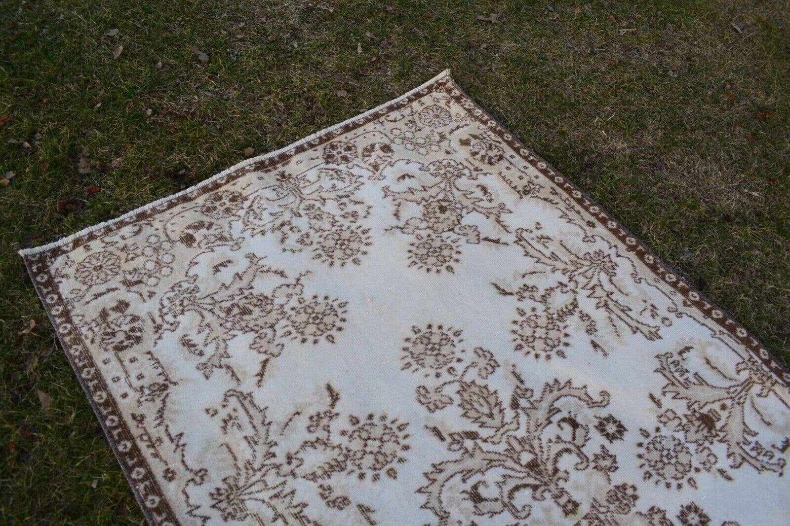 Vintage Turkish Rug 3'10'' x 7'1''