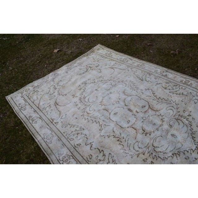 Vintage Turkish Rug 5'5'' x 8'5''