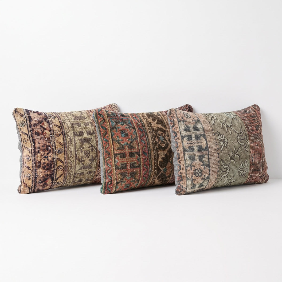 Turkish Rug Pillow Cover Set of 3 | 16'' x 24'' - left angle
