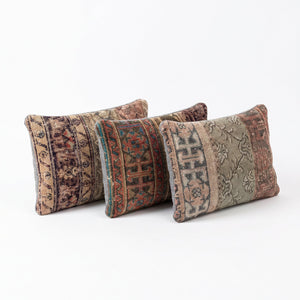 Turkish Rug Pillow Cover Set of 3 | 16'' x 24'' - right angle