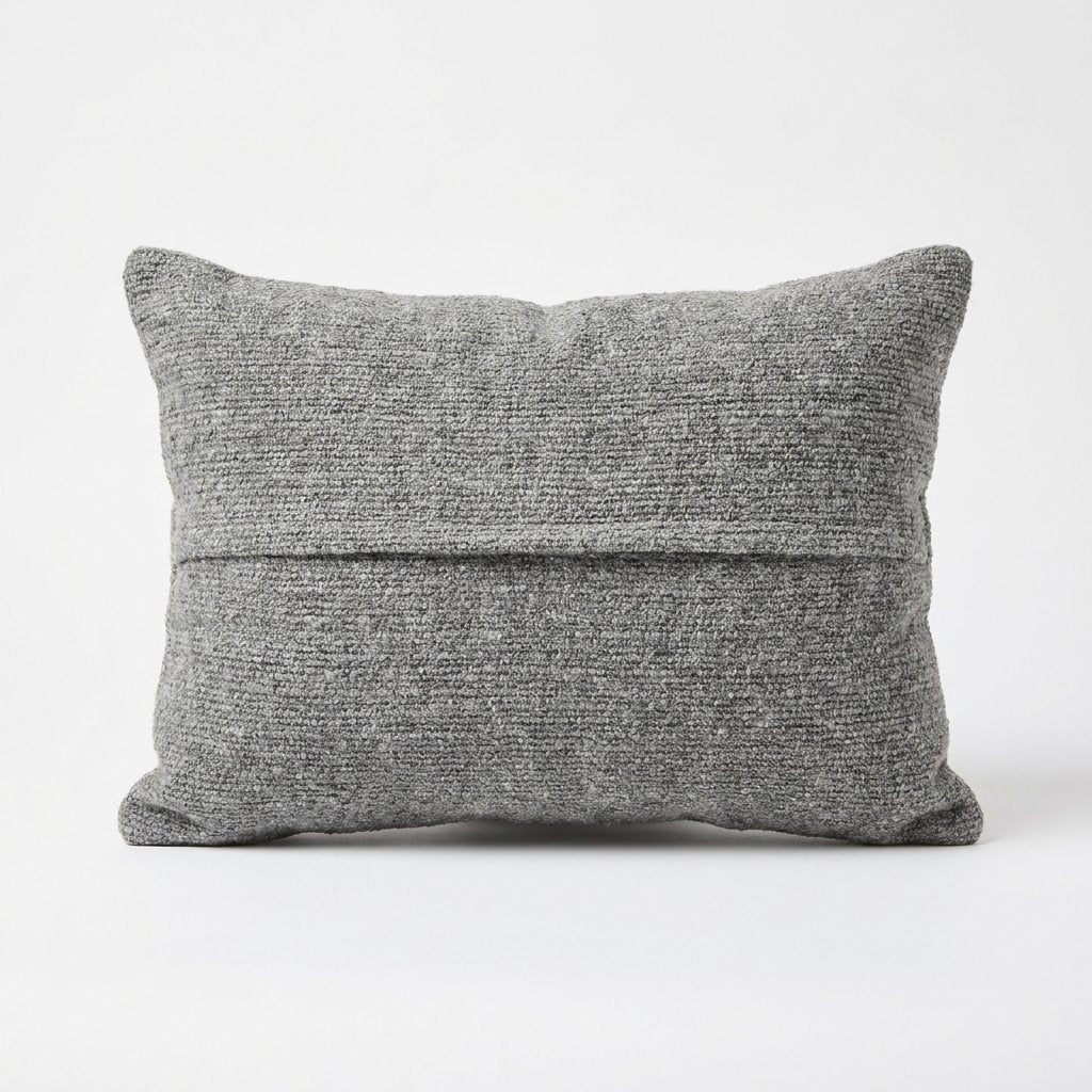 Turkish Rug Pillow Cover | 16'' x 24'' - back with hidden zipper