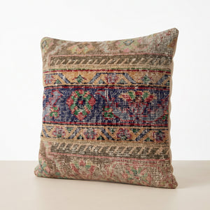 Turkish Rug Pillow Cover | 20'' x 20'' - right angle