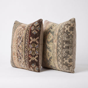 Turkish Rug Pillow Cover Set of 2 | 20'' x 20'' - right angle