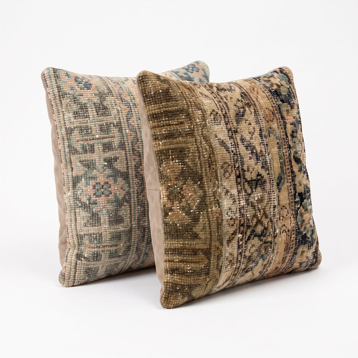 Turkish Rug Pillow Cover Set of 2 | 19'' x 20'' - right angle