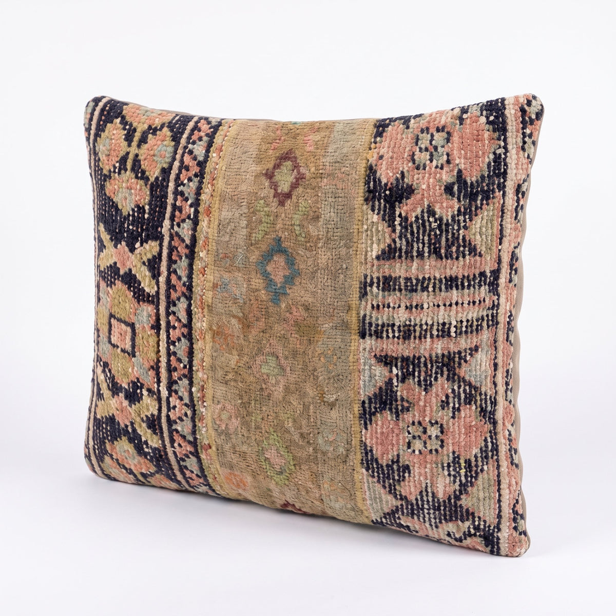 Turkish Rug Pillow Cover | 16'' x 24'' - right angle