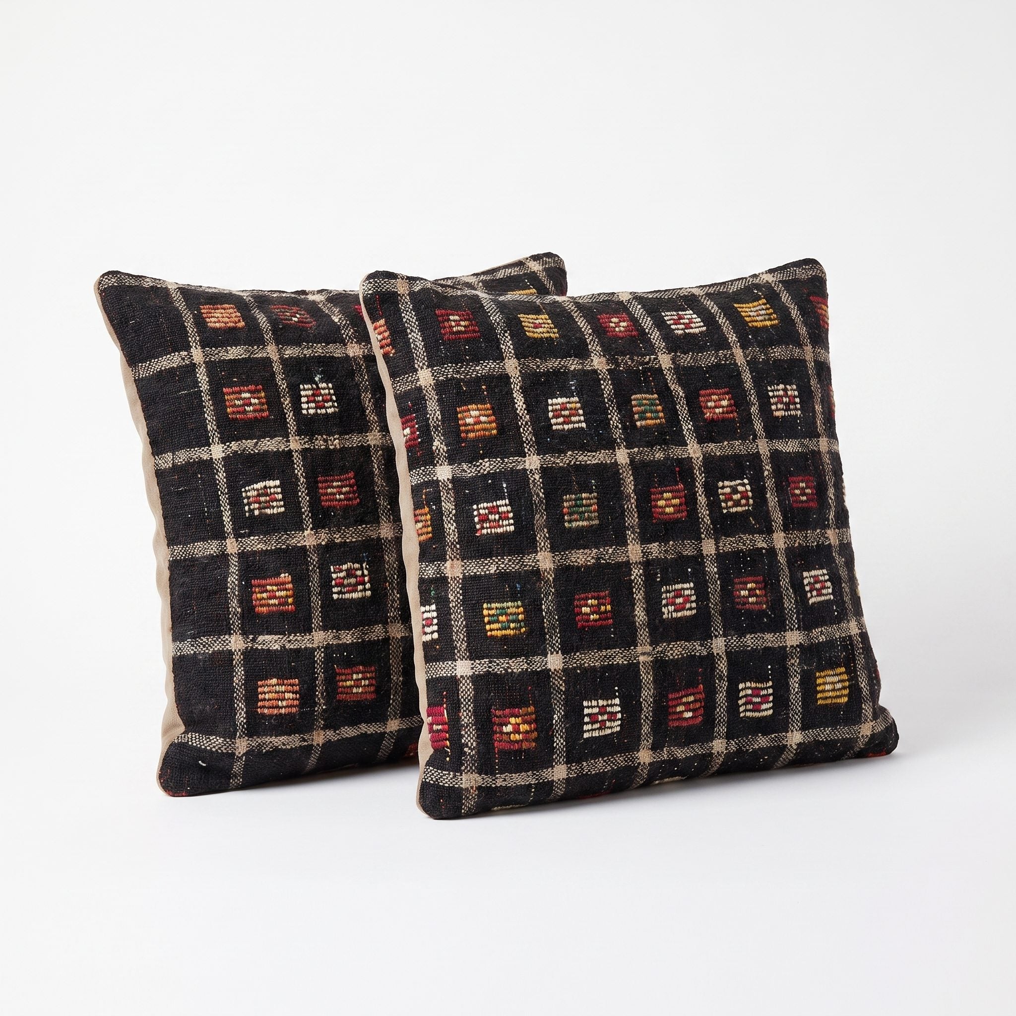 Turkish Rug Pillow Cover Set of 2 | 24'' x 24'' - left angle