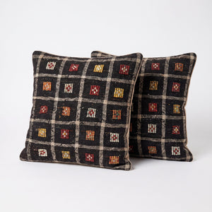 Turkish Rug Pillow Cover Set of 2 | 24'' x 24'' - left angle