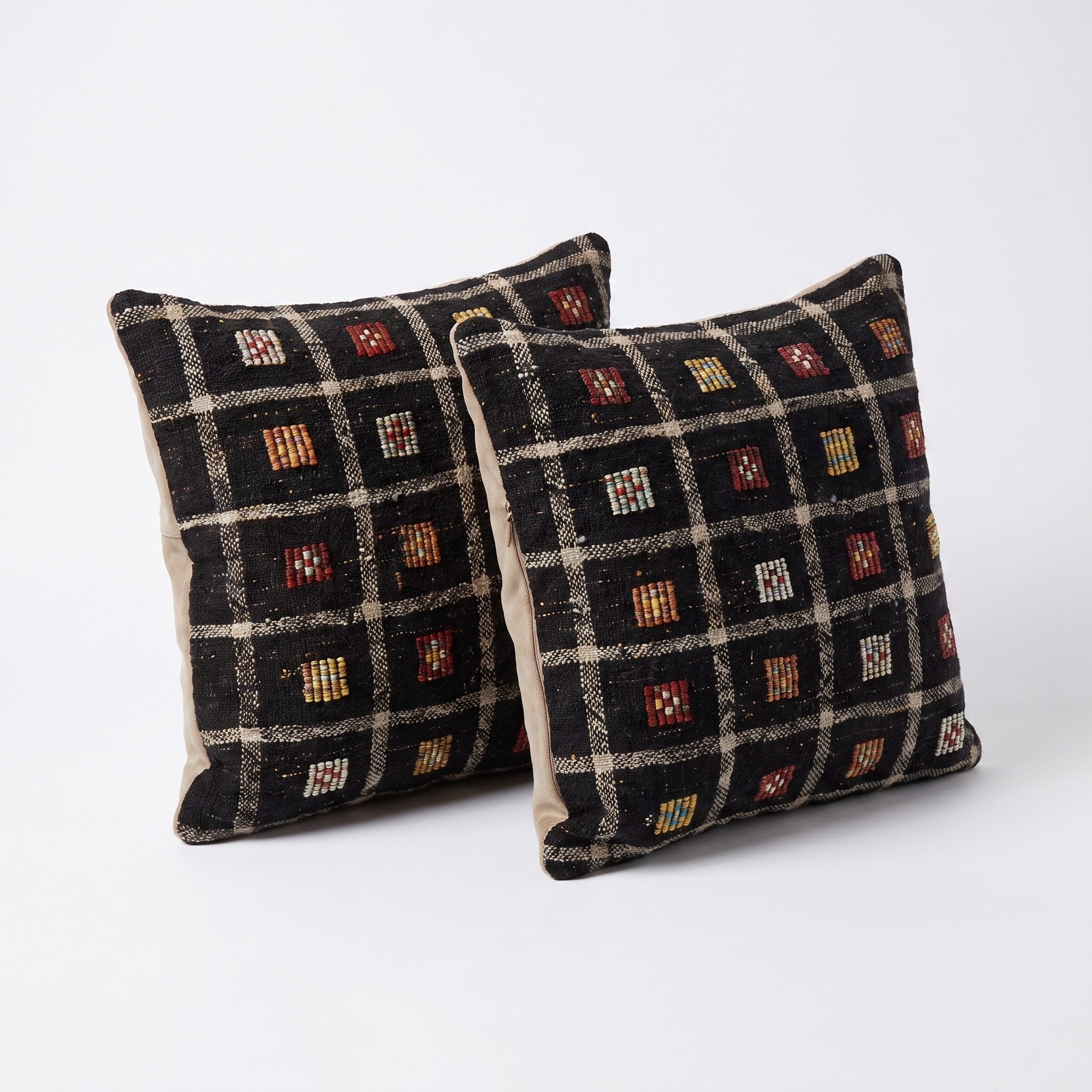 Turkish Rug Pillow Cover Set of 2 | 24'' x 24'' - right angle