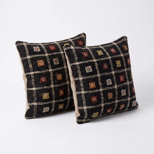 Turkish Rug Pillow Cover Set of 2 | 24'' x 24'' - right angle