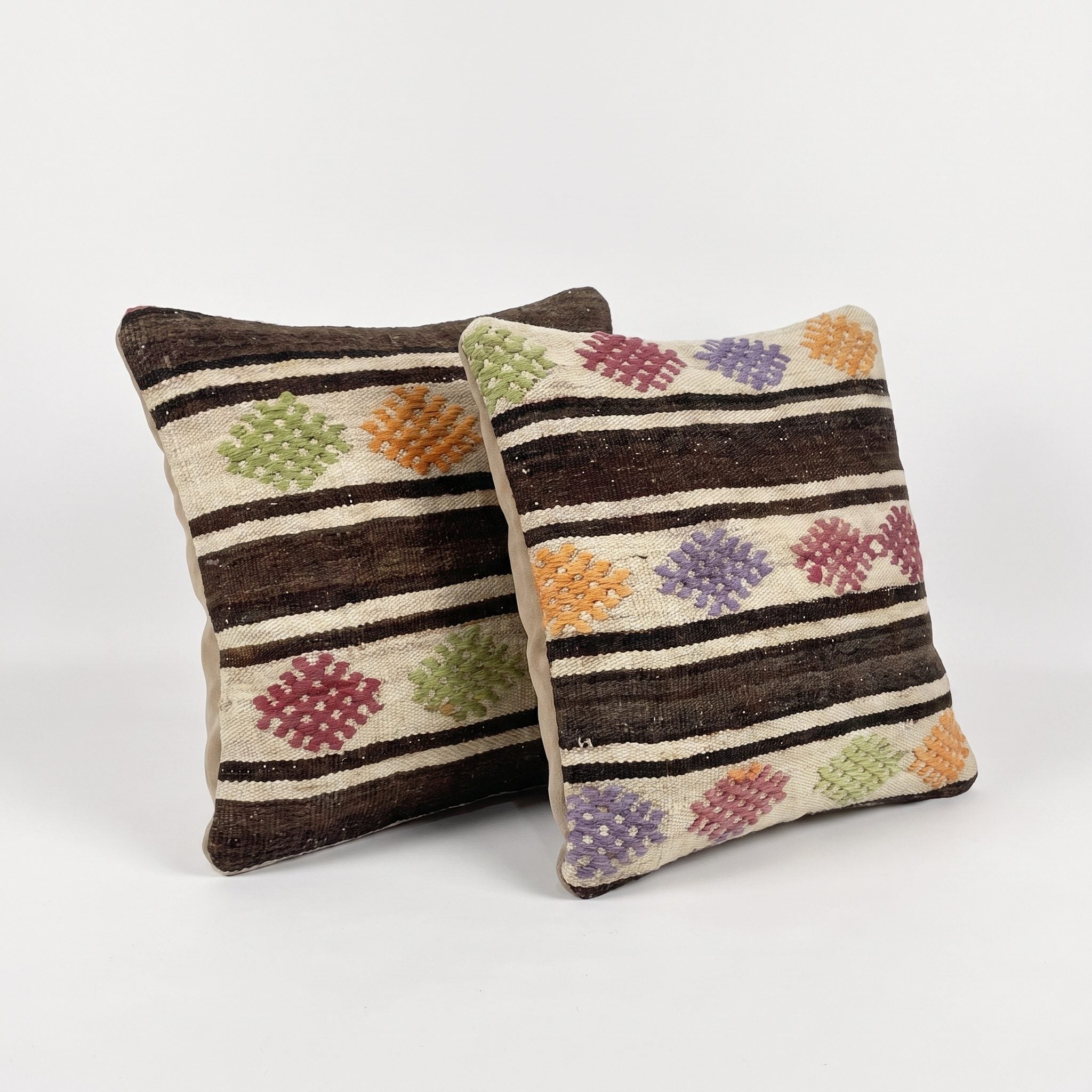 Turkish Rug Pillow Cover Set of 2 | 19'' x 20'' - right angle