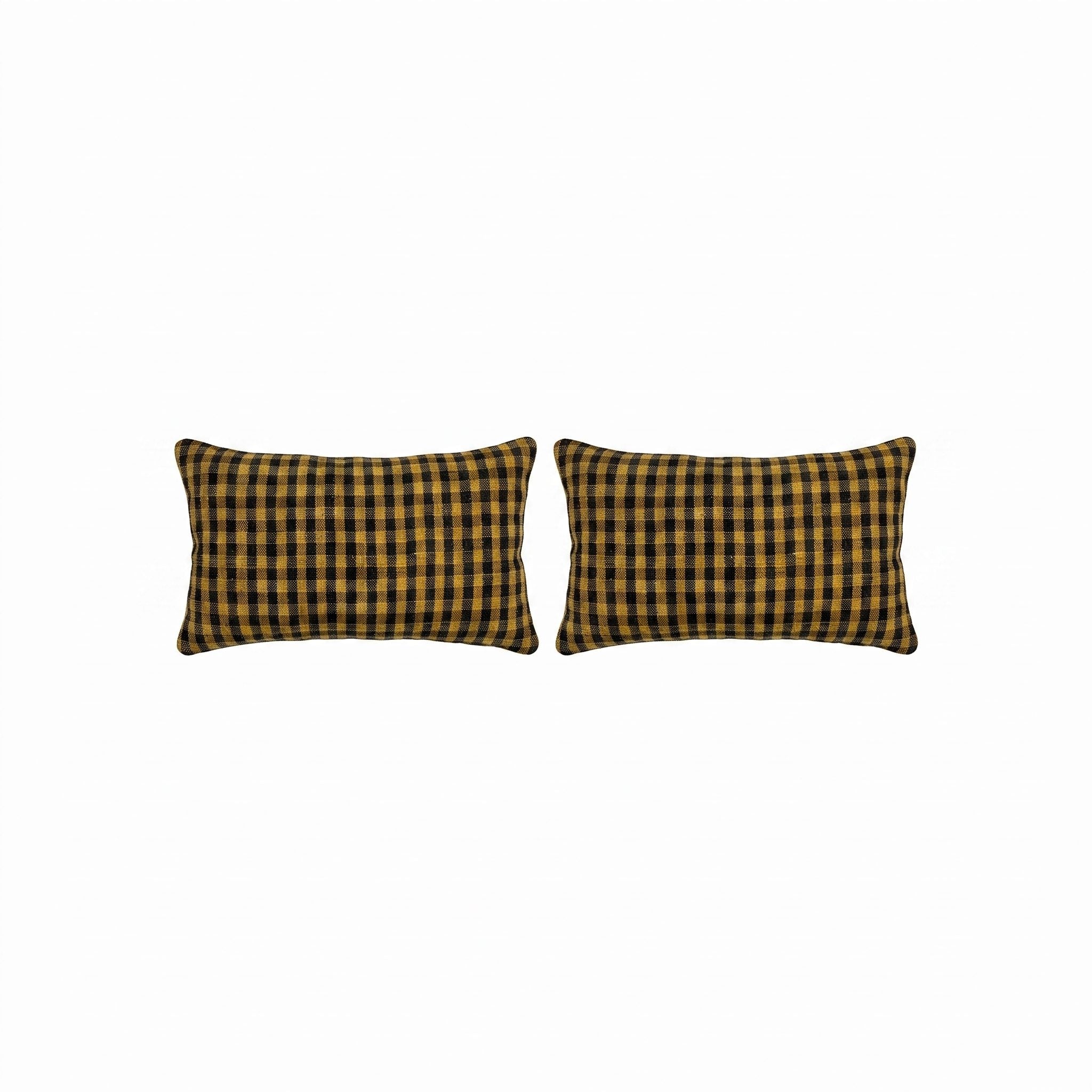 Turkish Rug Pillow Cover Set of 2 | 16'' x 24'' - front view