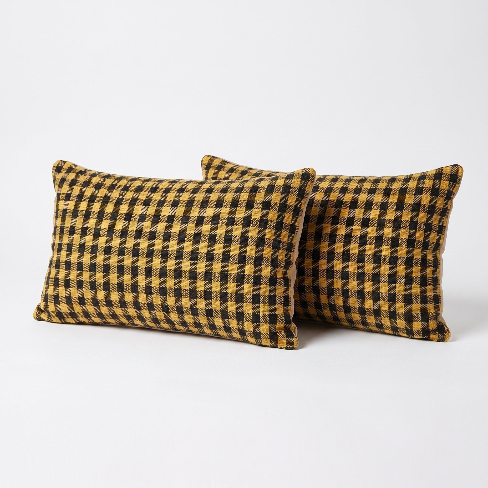 Turkish Rug Pillow Cover Set of 2 | 16'' x 24'' - left angle