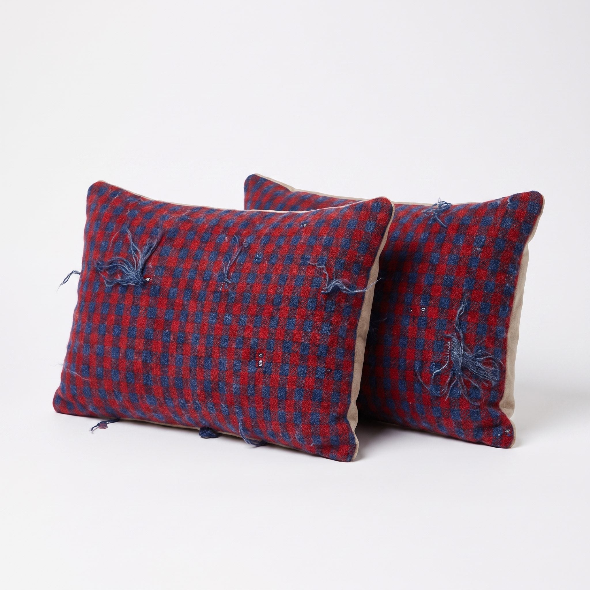 Turkish Rug Pillow Cover Set of 2 | 15'' x 23'' - left angle