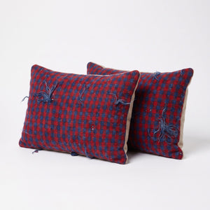 Turkish Rug Pillow Cover Set of 2 | 15'' x 23'' - left angle