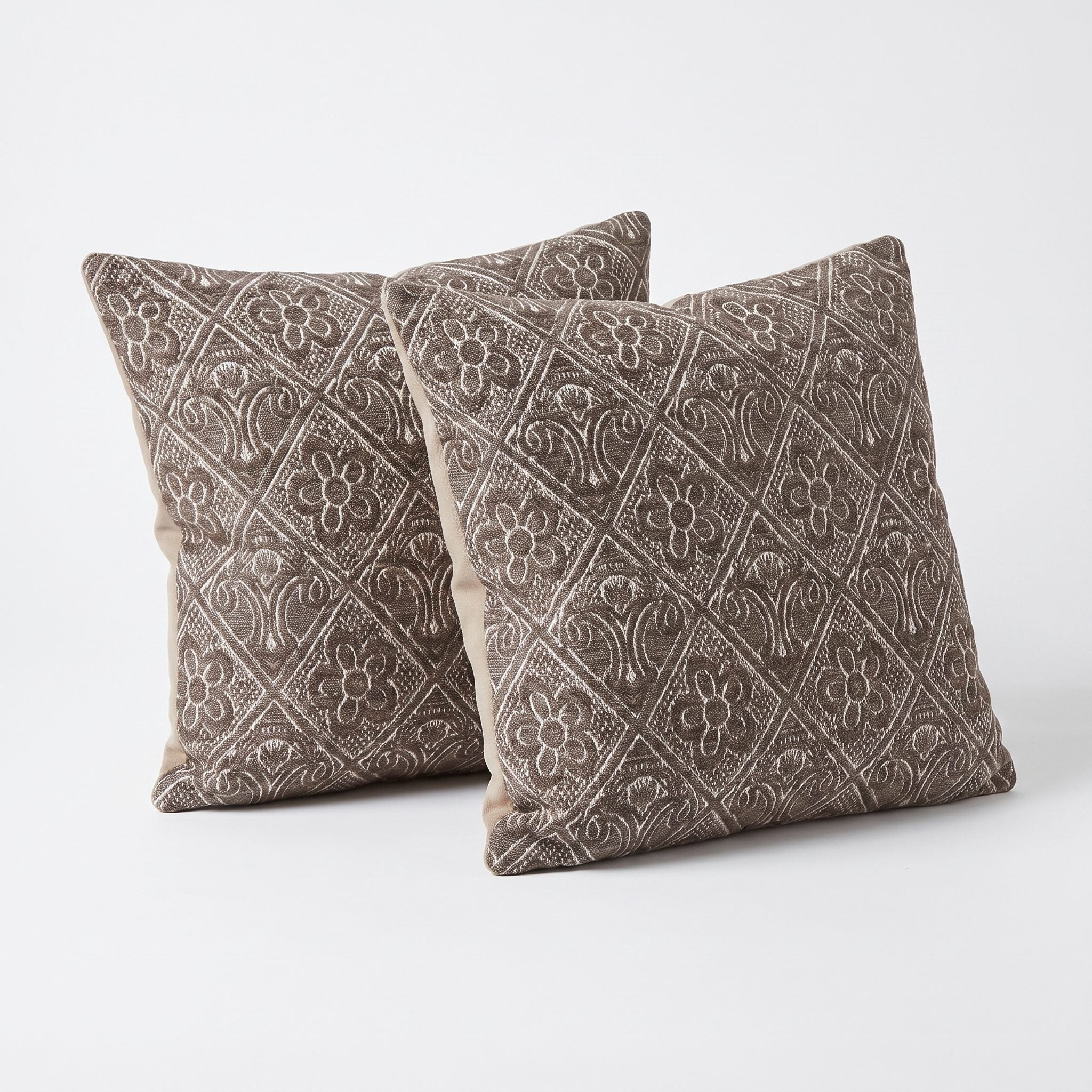 Turkish Rug Pillow Cover Set of 2 | 24'' x 24'' - right angle