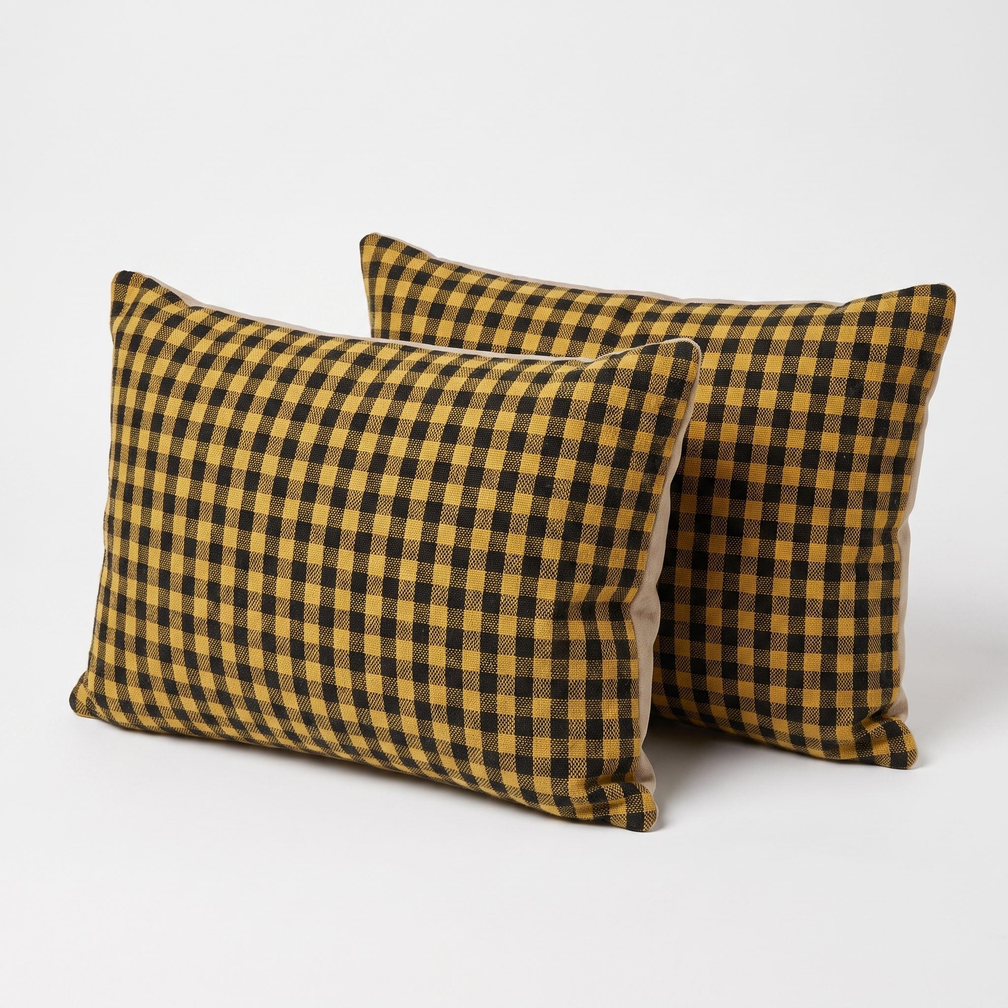 Turkish Rug Pillow Cover Set of 2 | 16'' x 24'' - left angle
