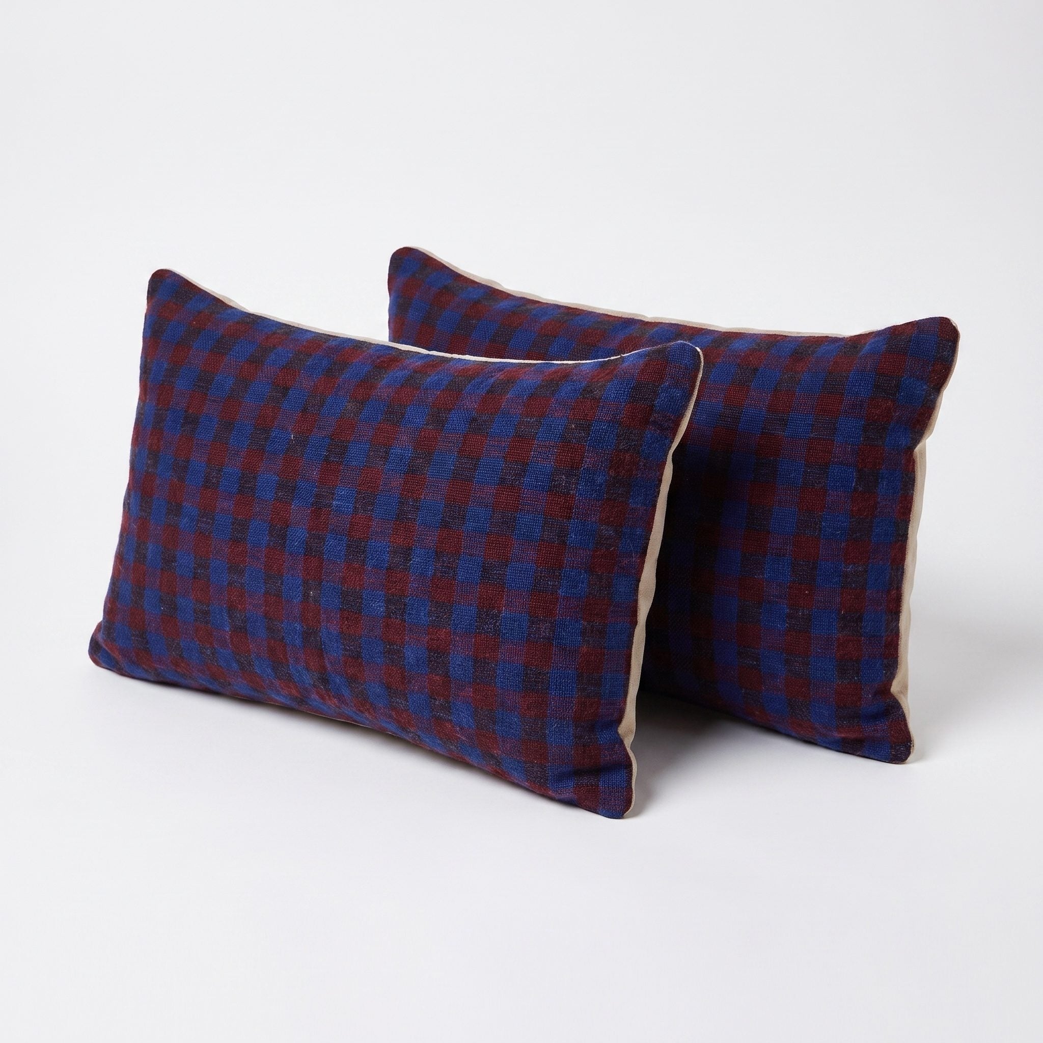Turkish Rug Pillow Cover Set of 2 | 16'' x 24'' - left angle