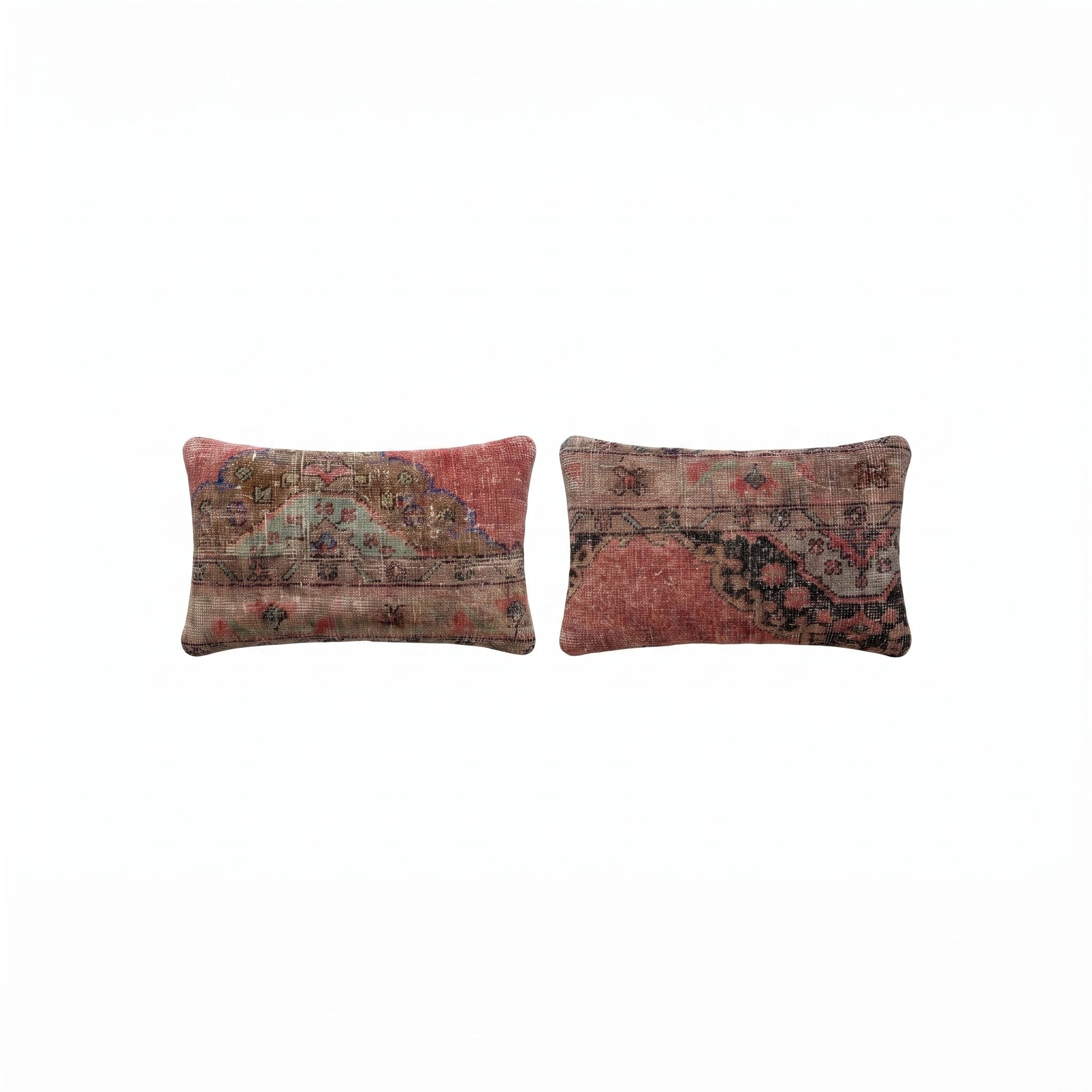 Turkish Rug Pillow Cover Set of 2 | 16'' x 24'' - front view