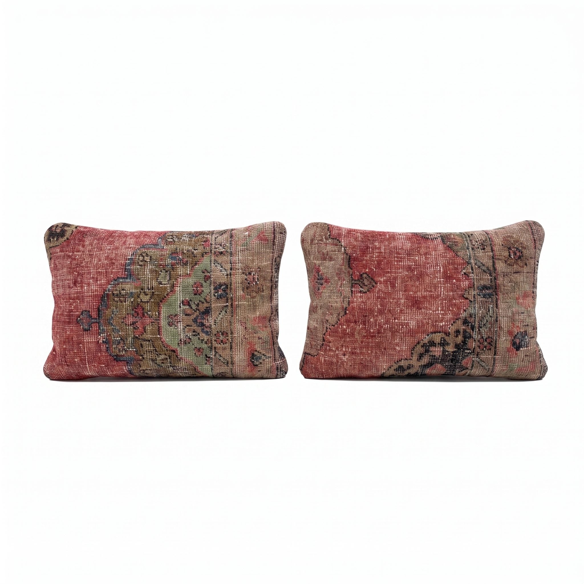 Turkish Rug Pillow Cover Set of 2 | 16'' x 24'' - front view