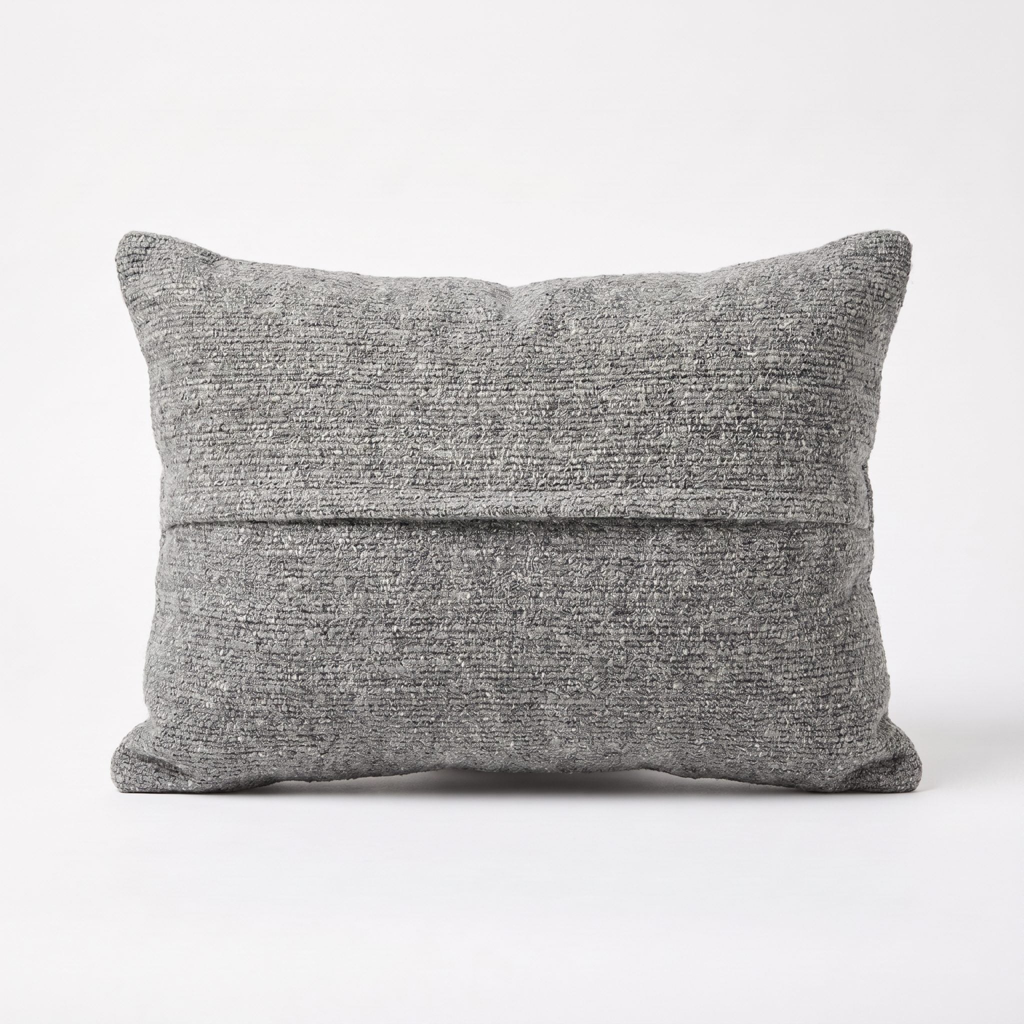Turkish Rug Pillow Cover | 16'' x 24'' - back with hidden zipper