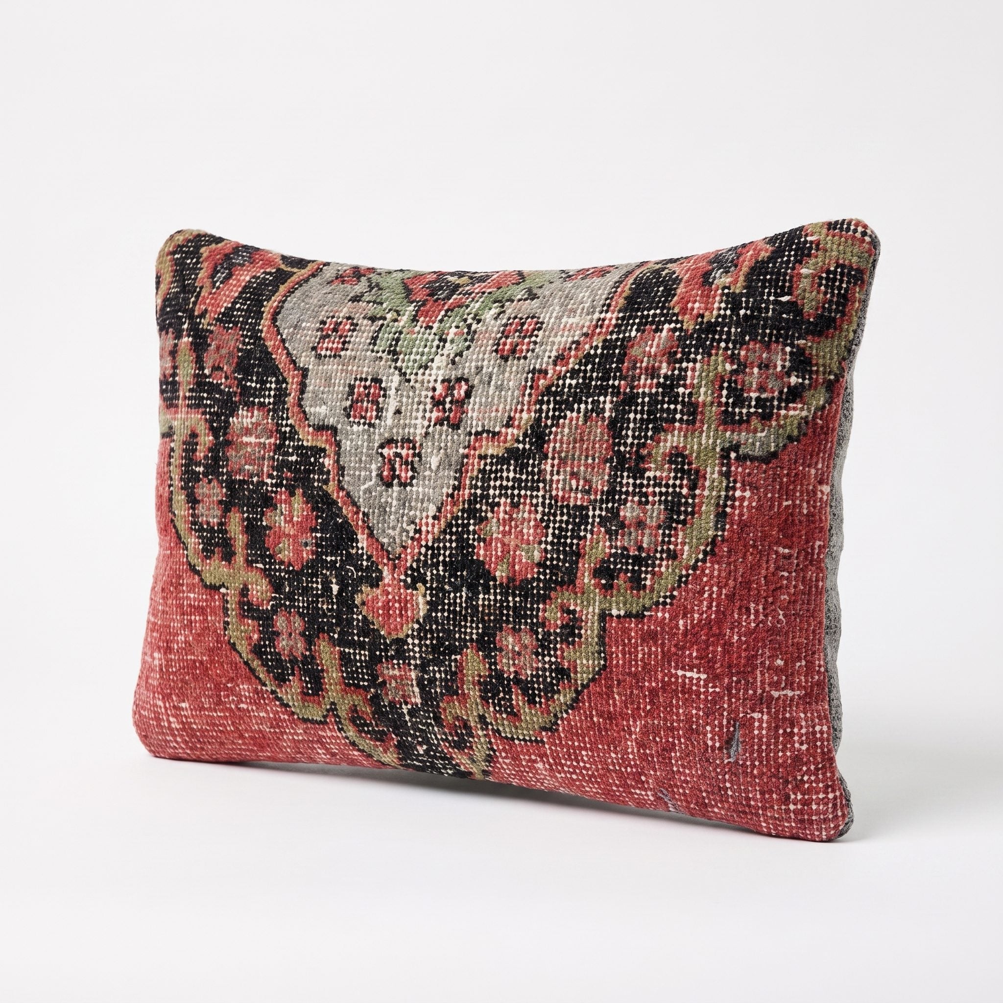 Turkish Rug Pillow Cover | 12'' x 19'' - right angle