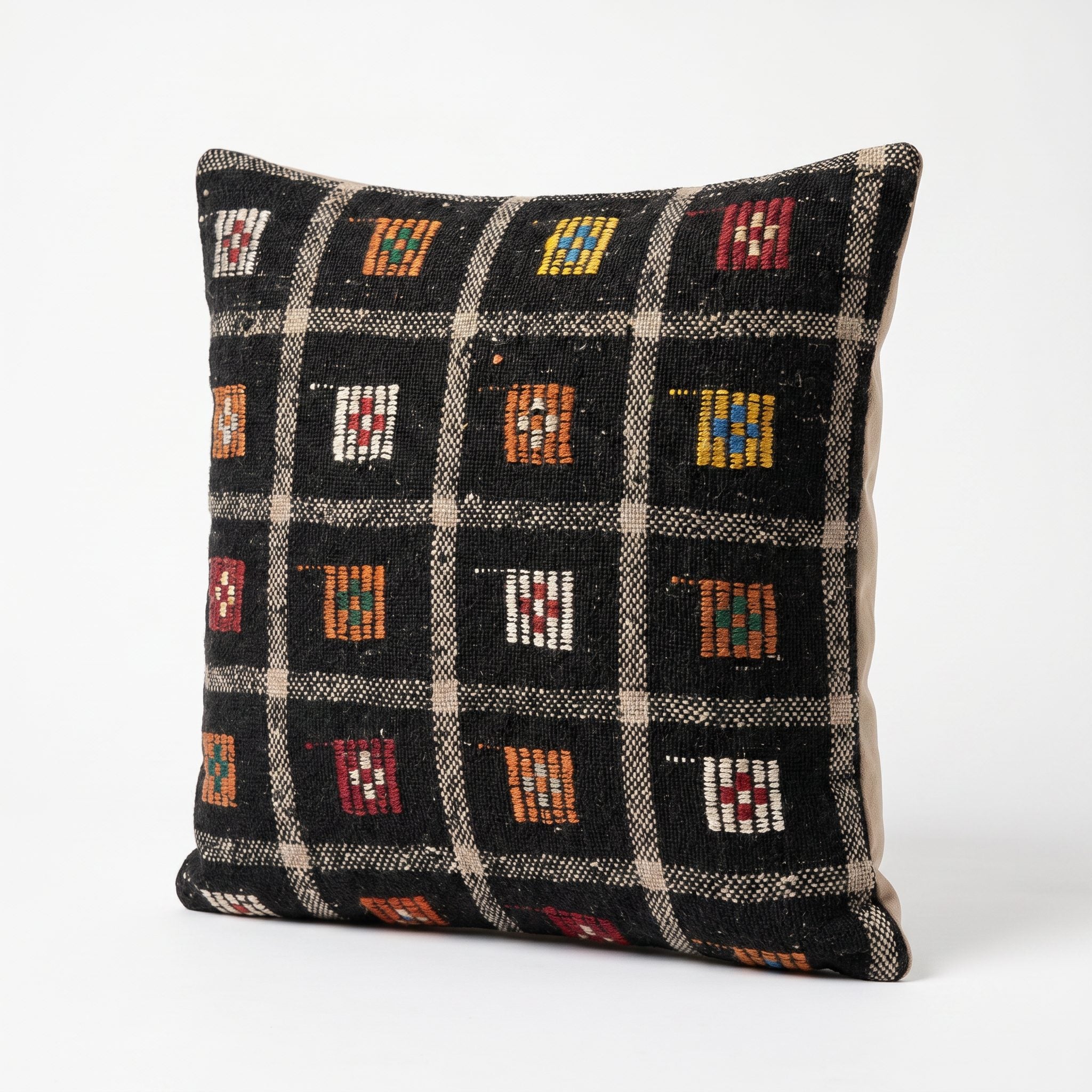 Turkish Rug Pillow Cover | 19'' x 20'' - right angle