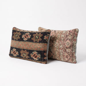 Turkish Rug Pillow Cover Set of 2 | 16'' x 24'' - left angle